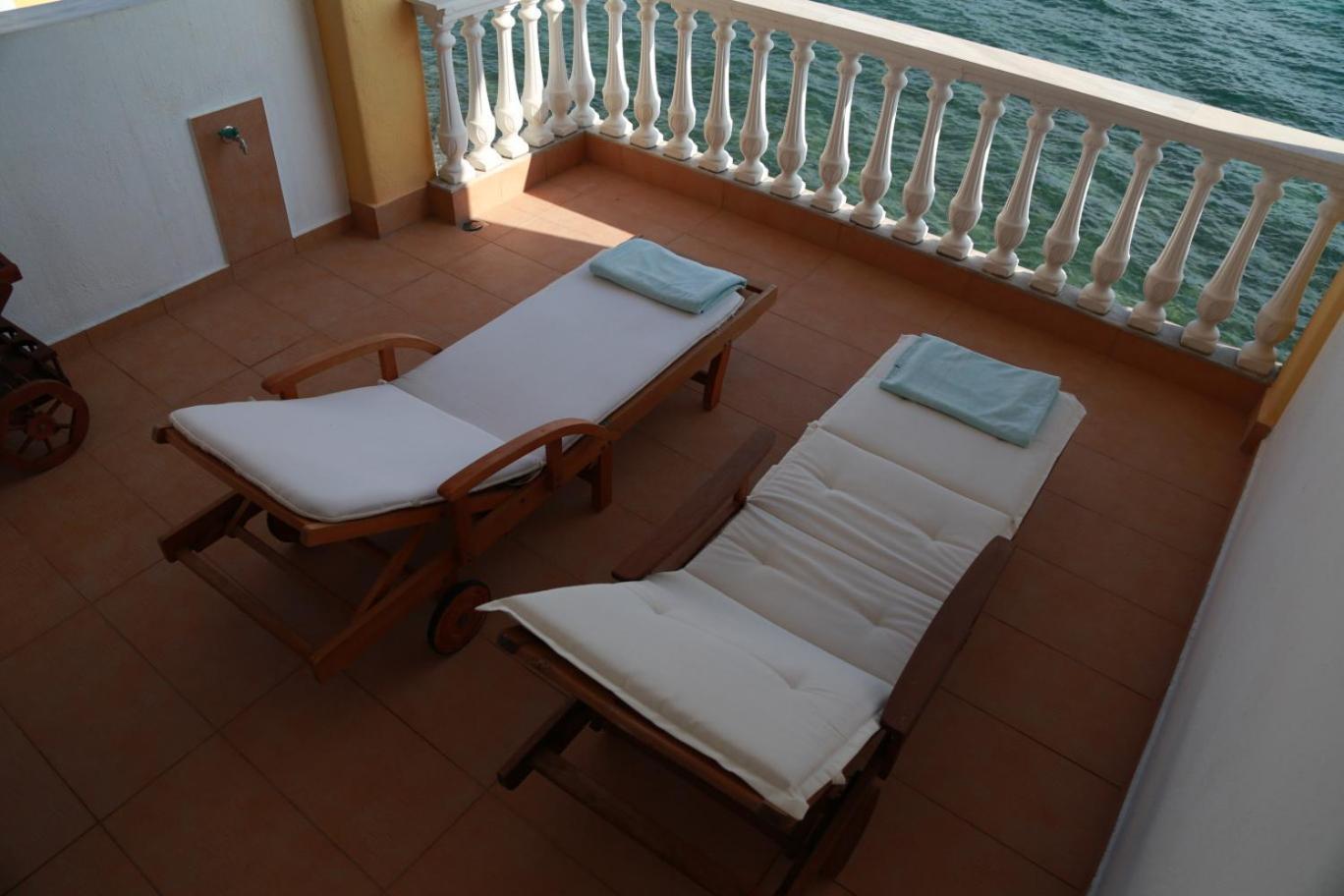 George & Katerina Houses Paralia Dionisiou Exterior foto